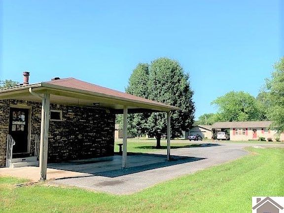5th image of 344 Sharon Dr