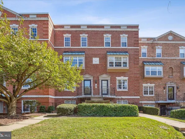 3823 Porter St NW APT 301, Washington, DC 20016