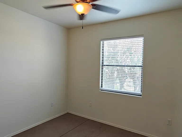 348 E Adams St #2 — Photo 12
