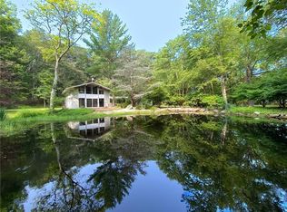 61 Eastwoods Rd, Pound Ridge, NY 10576