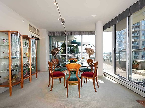 5th image of 1288 Marinaside Cres #1007