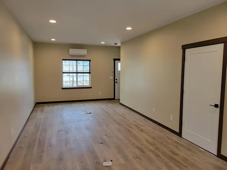 604 E Helena Ave #1 — Photo 5