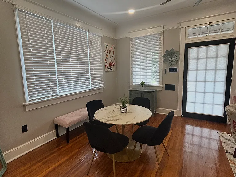 952 Picheloup Pl — Photo 6