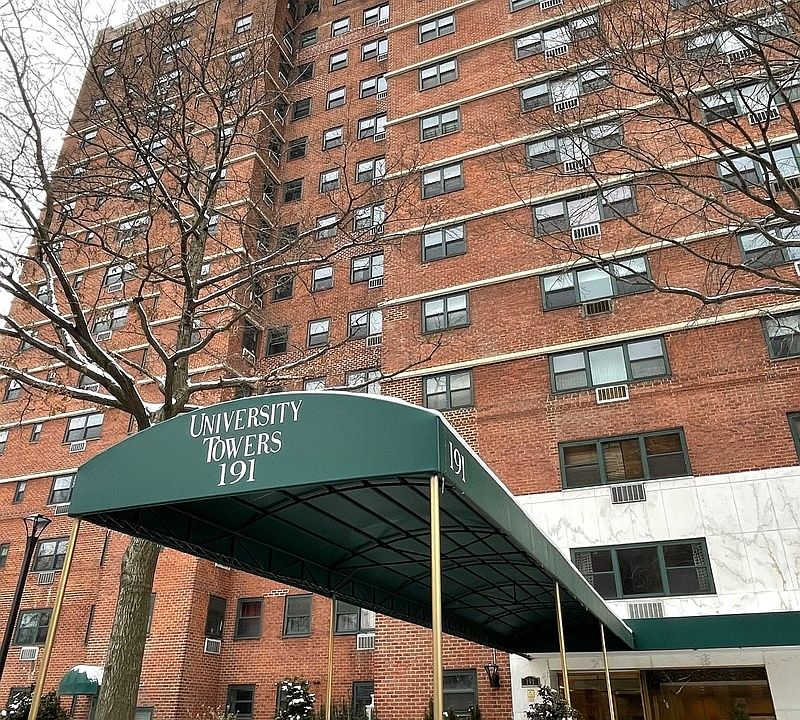 1st image of 191 Willoughby St Suite 15J