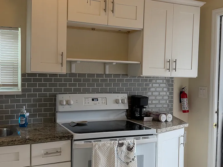 807 N Matanzas Ave #A — Photo 6