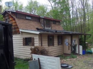 1435 Scotch Valley Dr, Bloomsburg, PA 17815