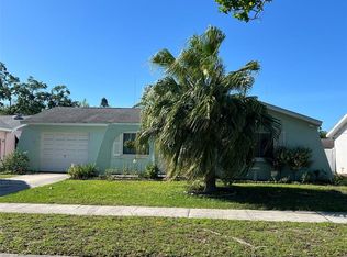 605 5th Ave SE, Largo, FL 33771