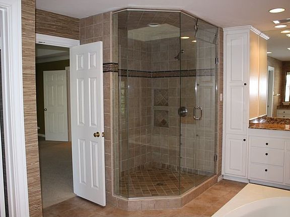 5th image of 6902 Gleneagles Dr