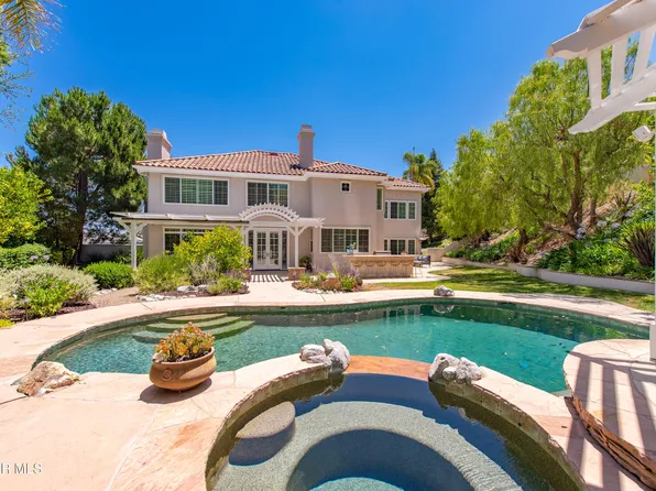 2445 Ranchgrove Dr, Westlake Village, CA 91361