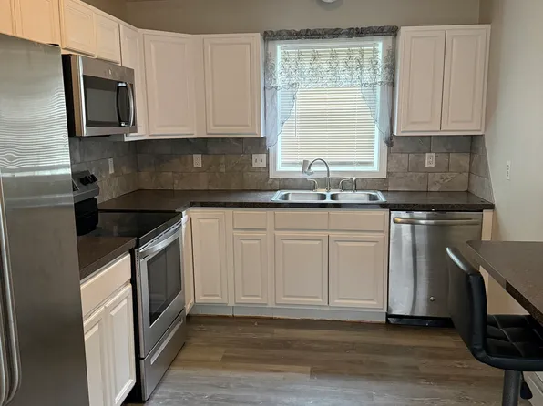 12-14 Harbison Ave Floor 1, Hartford, CT 06106