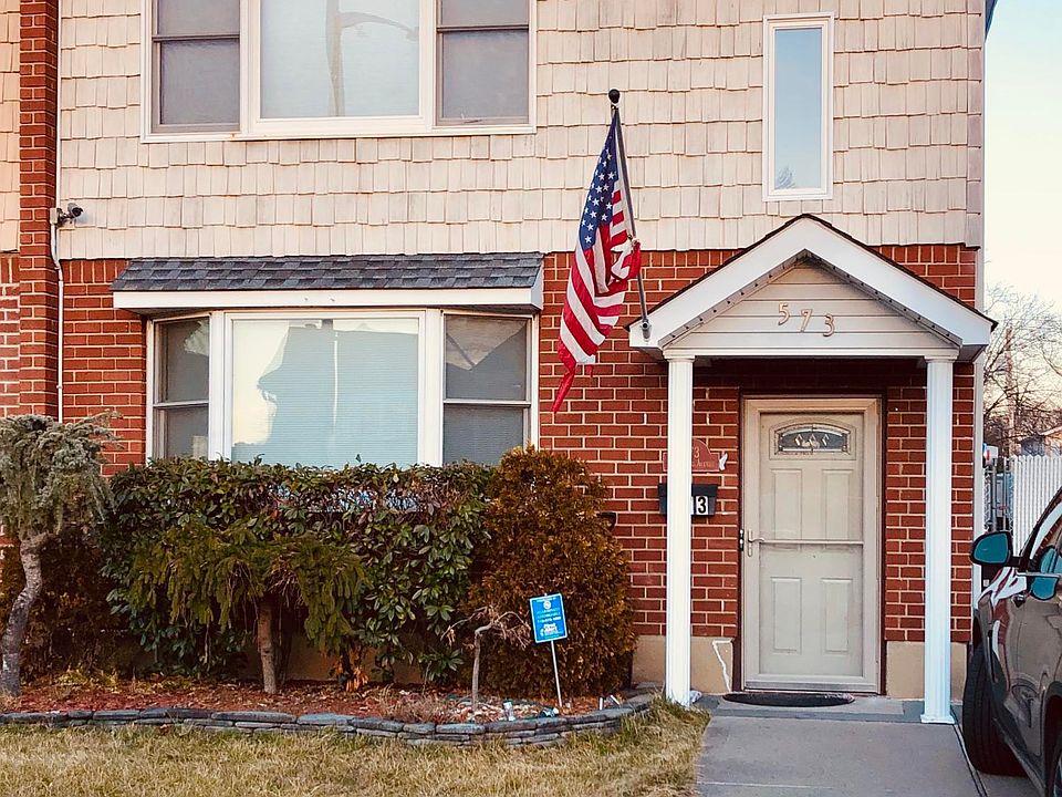 1st image of 573 Armstrong Ave