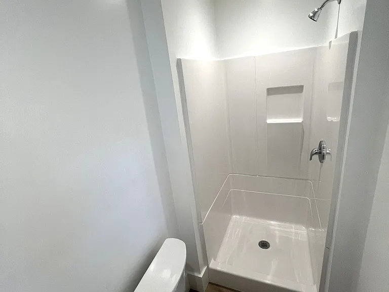 130 W De La Guerra St — Photo 19