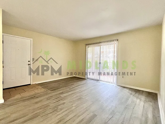 1208 Bush River Rd #F5 — Photo 5