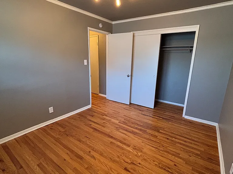 520 W 14th Pl #204 — Photo 10