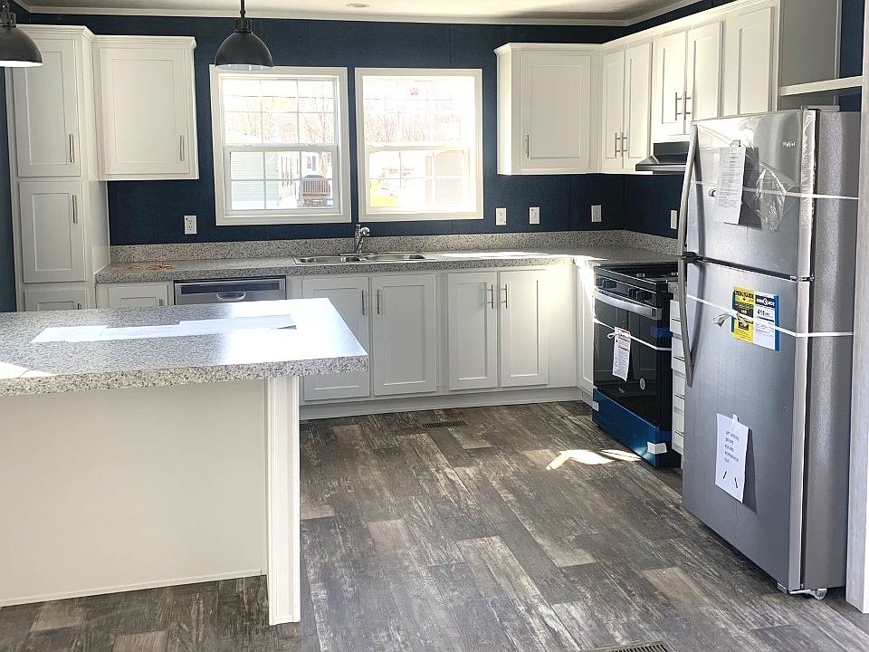 1st image of 16 Bivona Ln #33