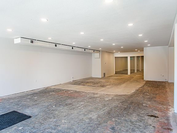 5th image of 5220 S Tacoma Way #A