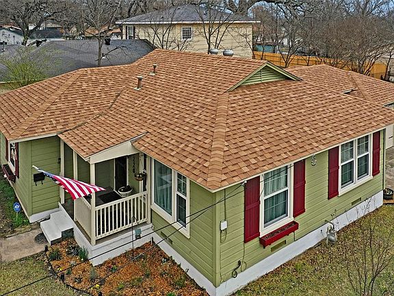 3rd image of 1220 W Houston St