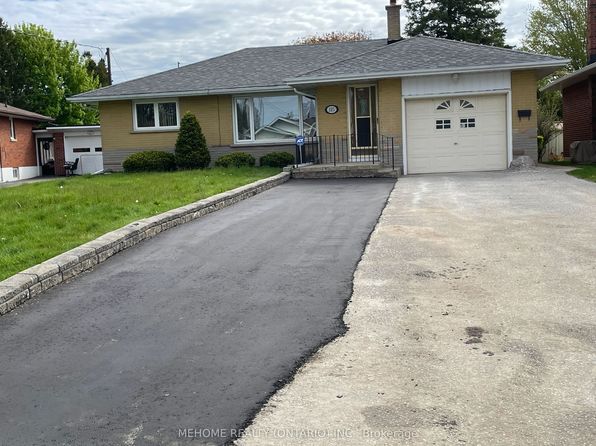 115 Harris Ct, Oshawa, ON L1J 5K8