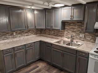 1090 Stafford St #1090A, Rochdale, MA 01542