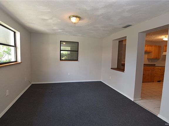 5th image of 640 NE 6th St