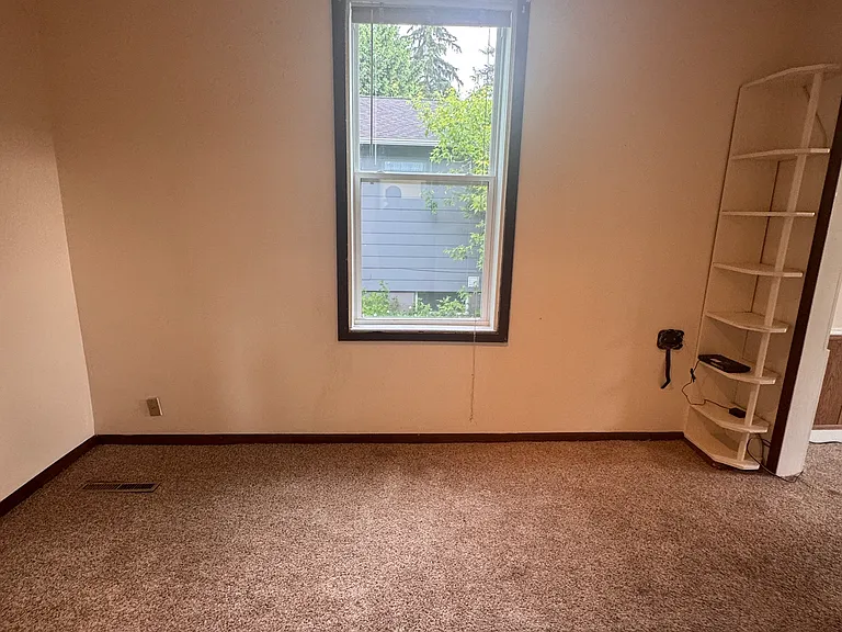 714 N Tracy Ave #2 — Photo 5