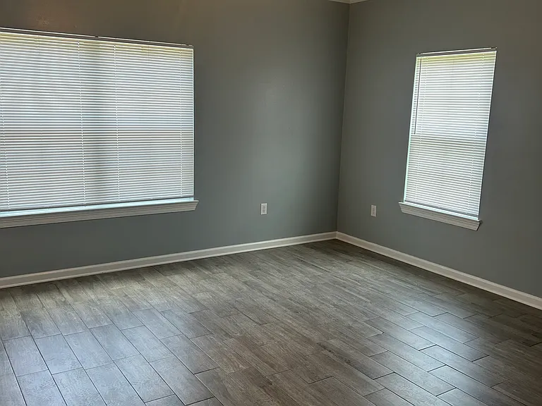 5390 Paige St — Photo 14