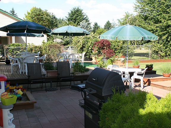 BBQ Area & Large Deck
