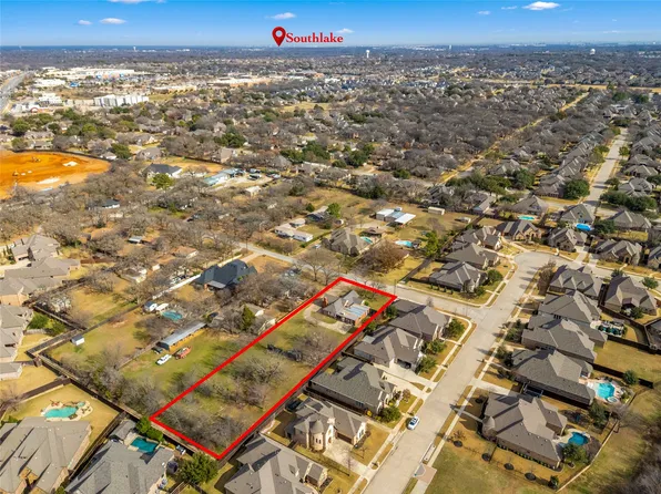 8632 Timber Dr, North Richland Hills, TX 76182