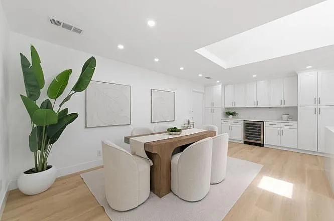 399 Castro Ct — Photo 11