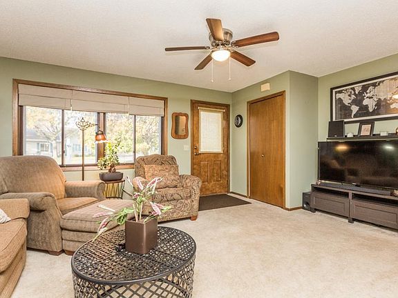 2nd image of 8421 Thomas Ct N