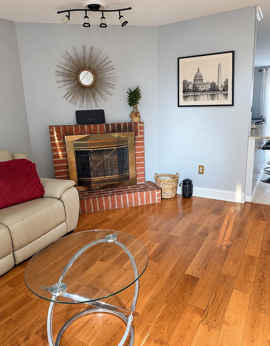 2 bed, 2.5 bath, 1200 sqft, $3,000 — Photo 1