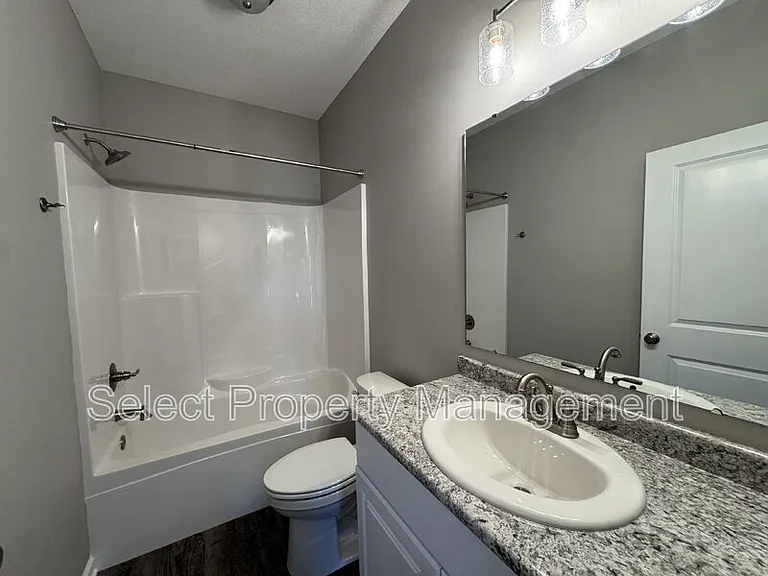 8793 Elmont Cv — Photo 12