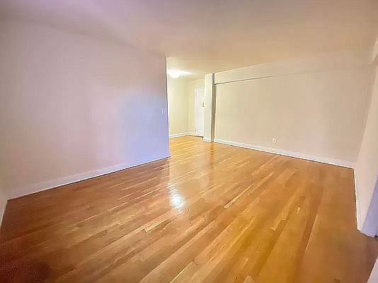 2nd image of 143-23 Barclay Ave #3R