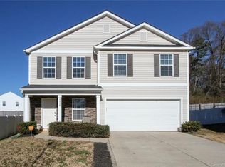 3008 Victoria Brook Ln, Charlotte, NC 28208