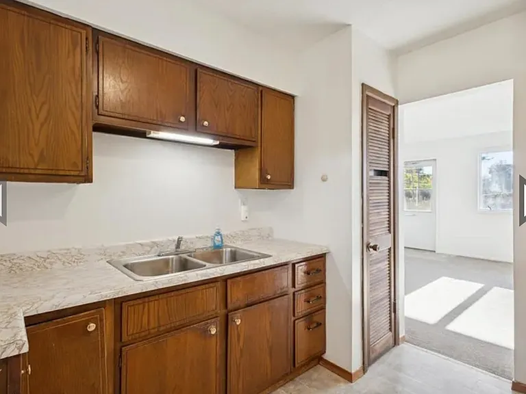 50663 W Red Arrow Hwy — Photo 6