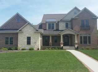 3820 N Maple Edge Ct, Appleton, WI 54913