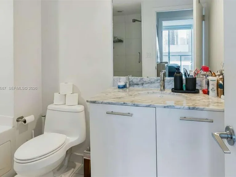 55 SE 6th St #1506 — Photo 18