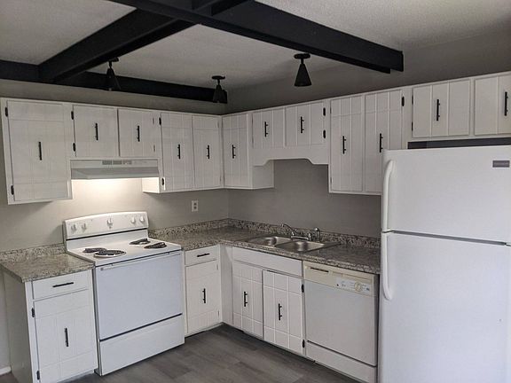 5th image of 4798 Forest Wood Ln Unit A
