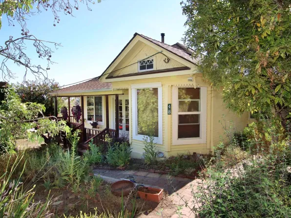 46 Valley View Rd, Watsonville, CA 95076