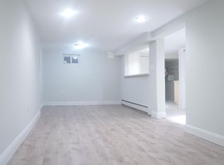 847 7th St #1, Secaucus, NJ 07094