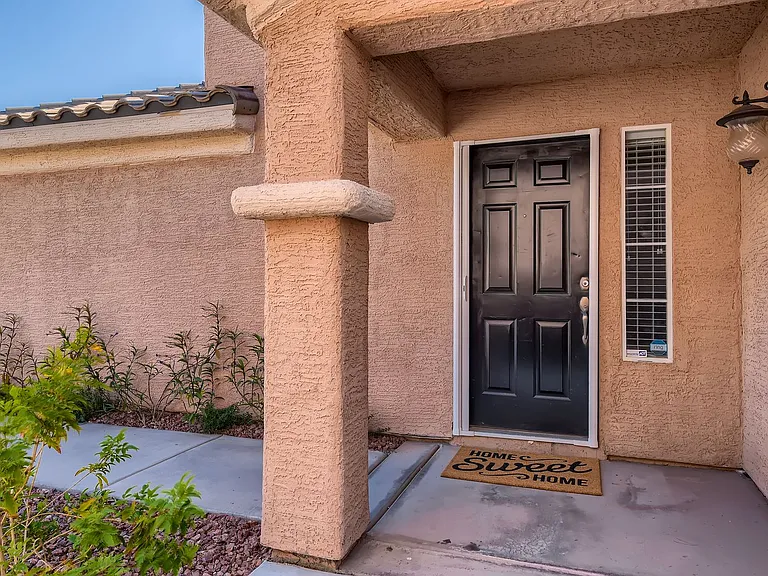 1517 Calle Montery St — Photo 2