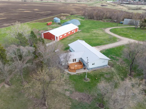 5564 County Road 63, Lamoure, ND 58458
