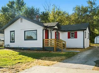 15023 E Truman Rd, Independence, MO 64050