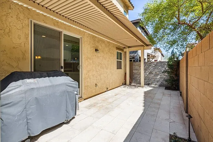 211 E Brinley Dr — Photo 44