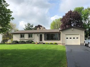 703 Sharon Dr, Rochester, NY 14626