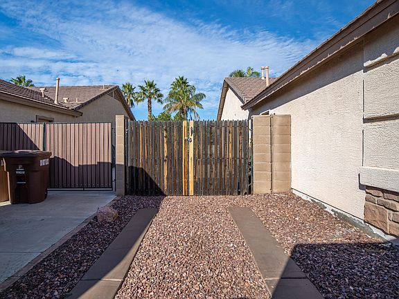 4th image of 10776 W Harmony Ln