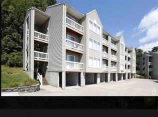 1367 Stewartstown Rd APT R16, Morgantown, WV 26505