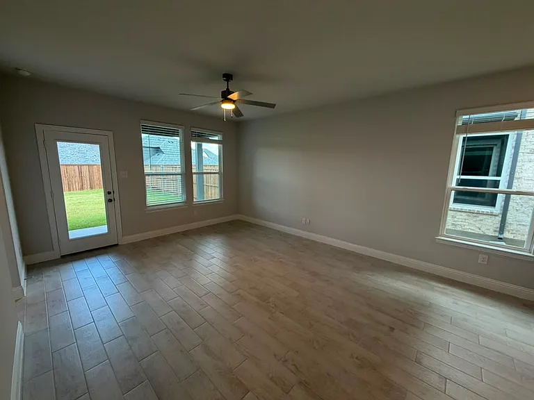3115 Cordelia Dr — Photo 14