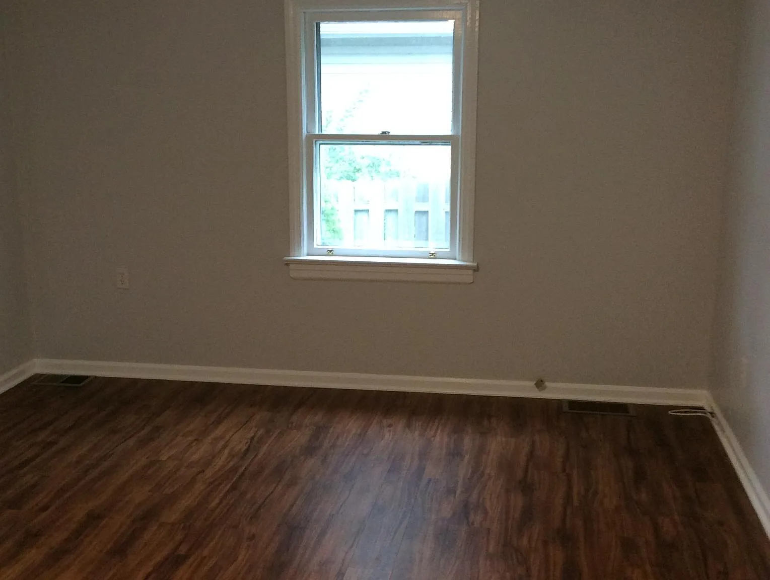 2 bed, 800 sqft, $2,200 — Photo 4