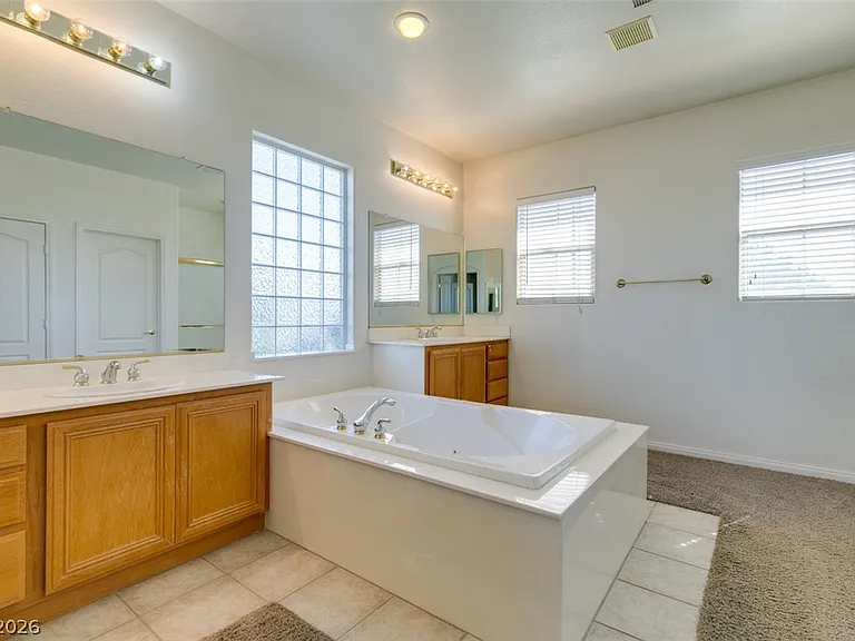 2722 Woodflower Ave — Photo 47